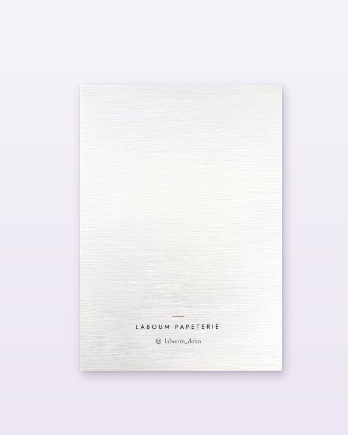 Rückseite der Karte mit LaBoum Papeterie Logo